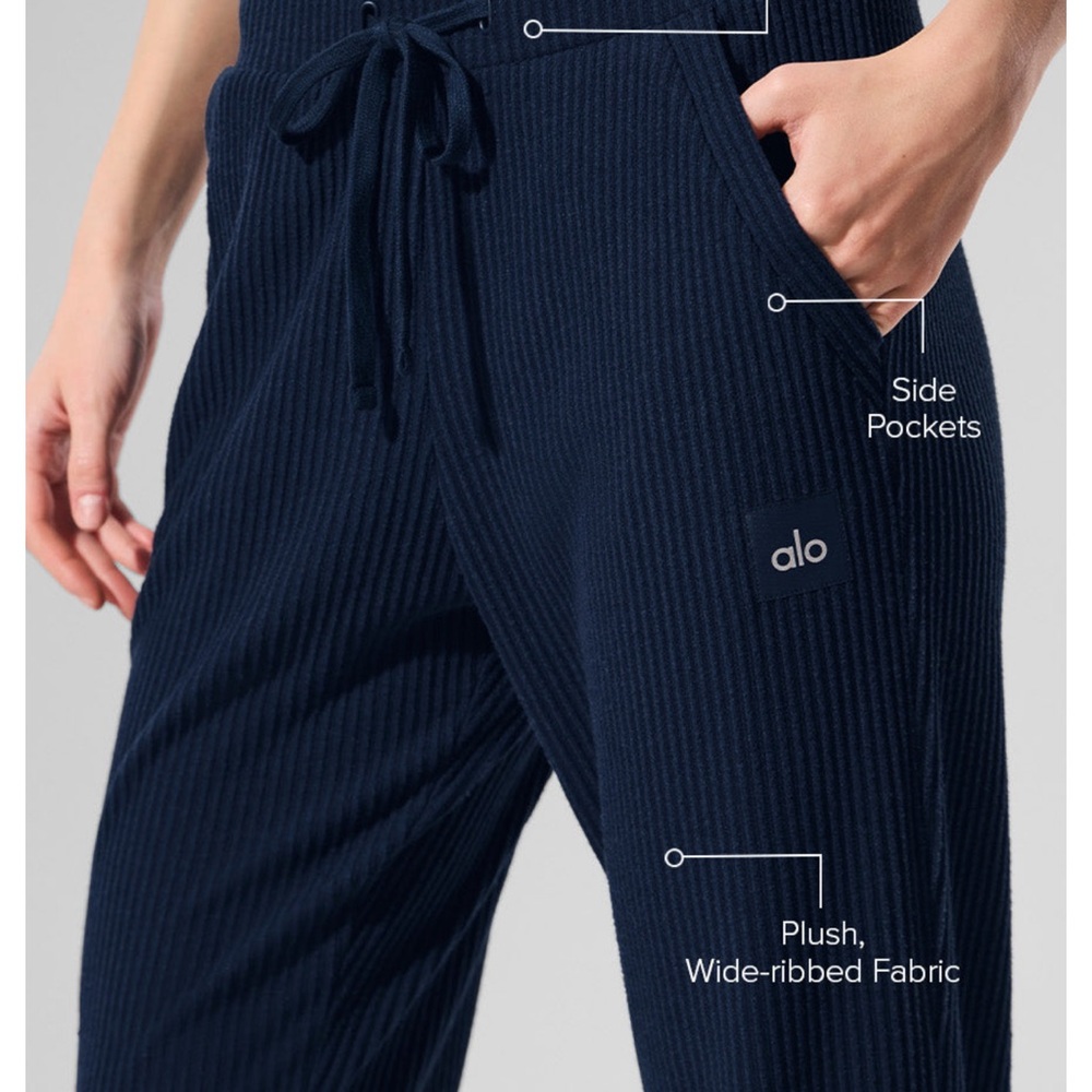 ALO Yoga Navy Wide-Ribbed Track Joggers